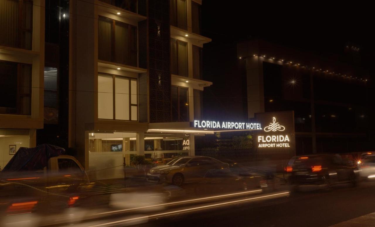 Florida Airport Hotel Kochi Nedumbassery Exterior photo